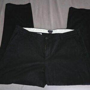 Docker's Straight Fit Black Men's Khaki Pants